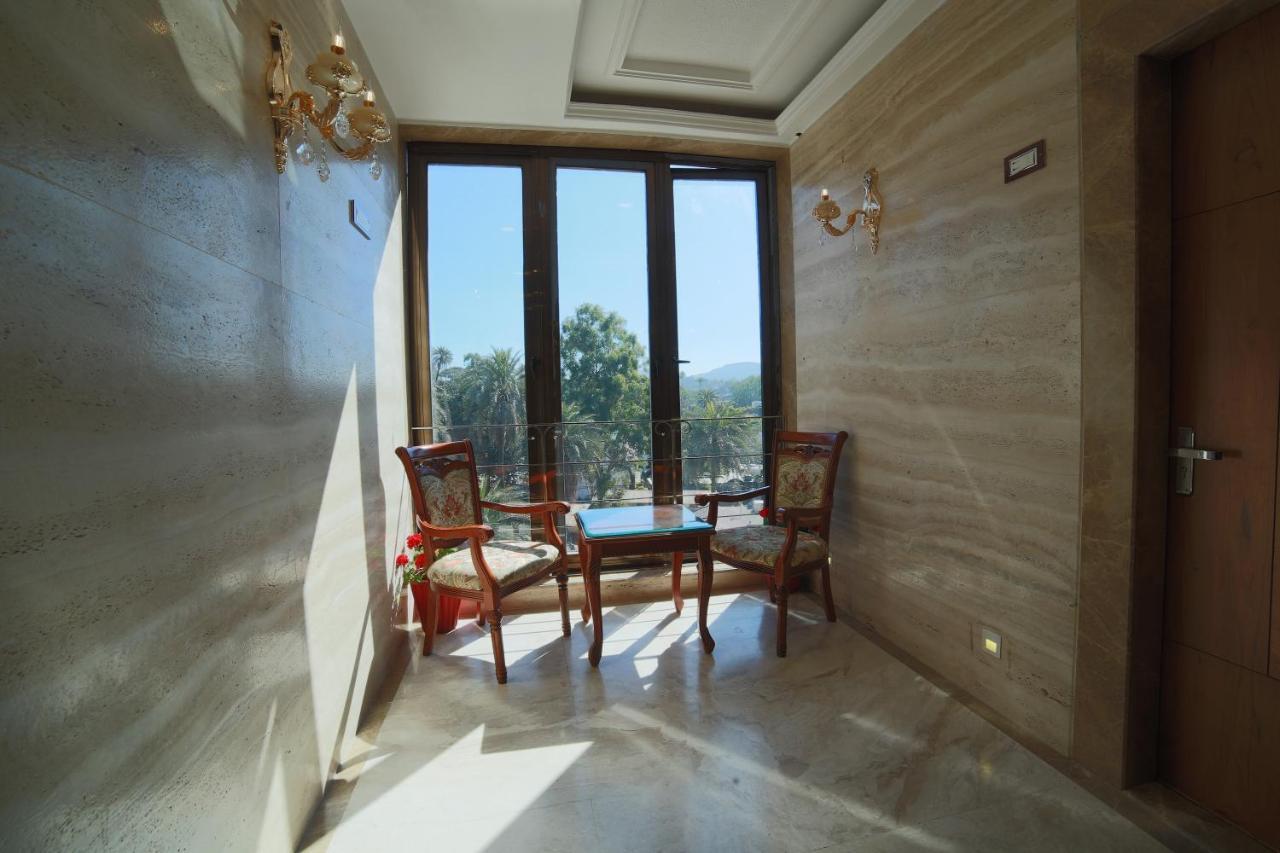 Hotel Sheratone Mount Abu Εξωτερικό φωτογραφία