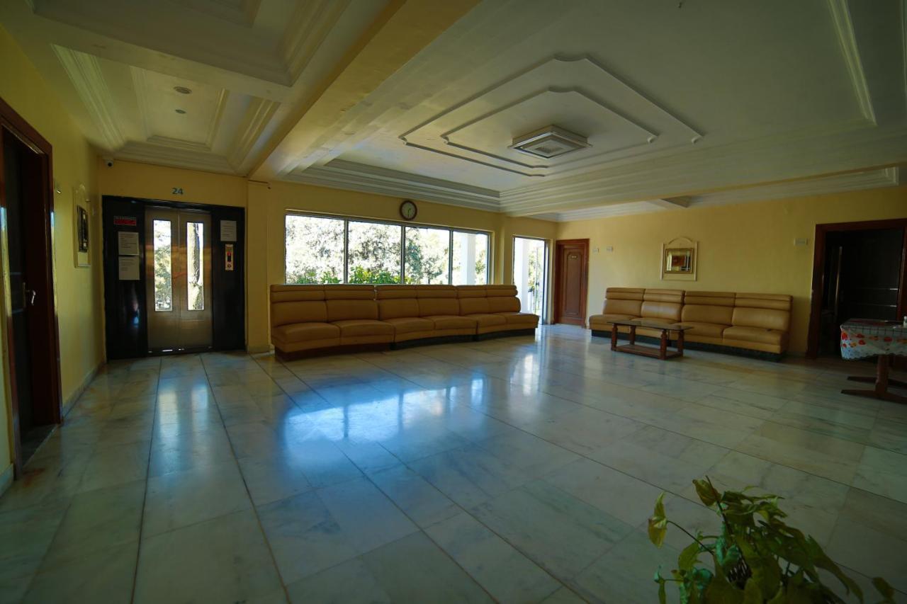 Hotel Sheratone Mount Abu Εξωτερικό φωτογραφία