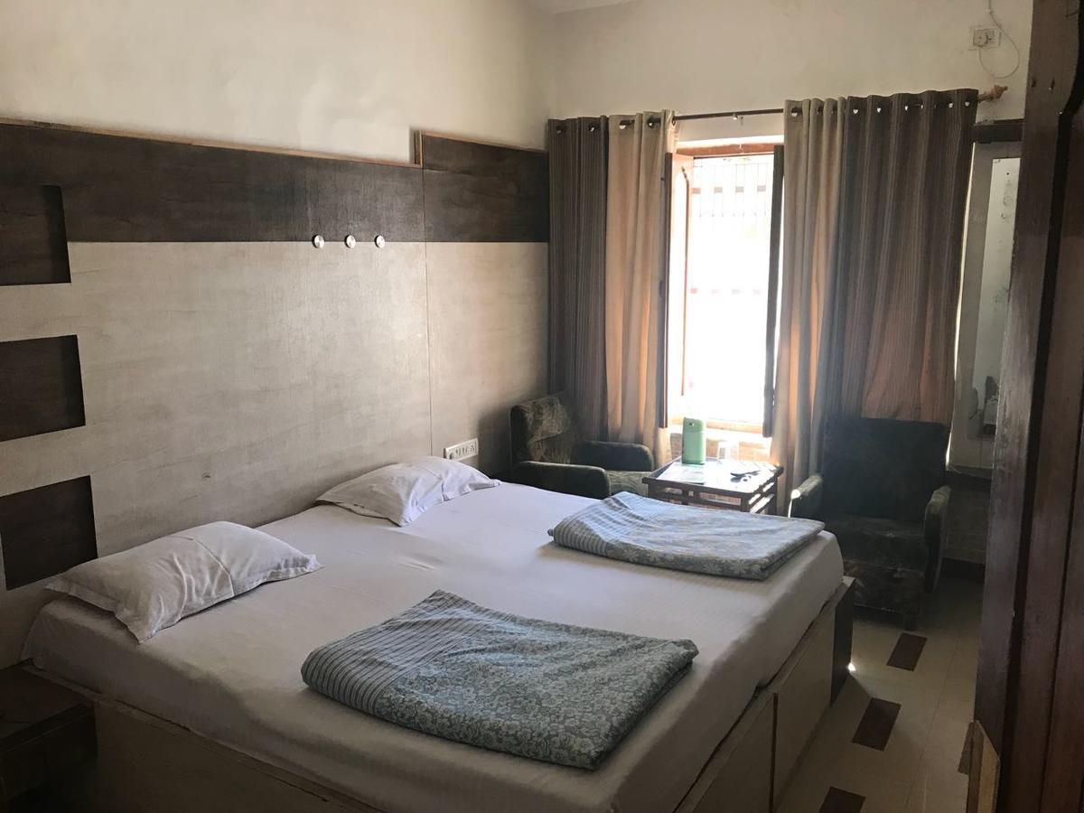 Hotel Sheratone Mount Abu Εξωτερικό φωτογραφία
