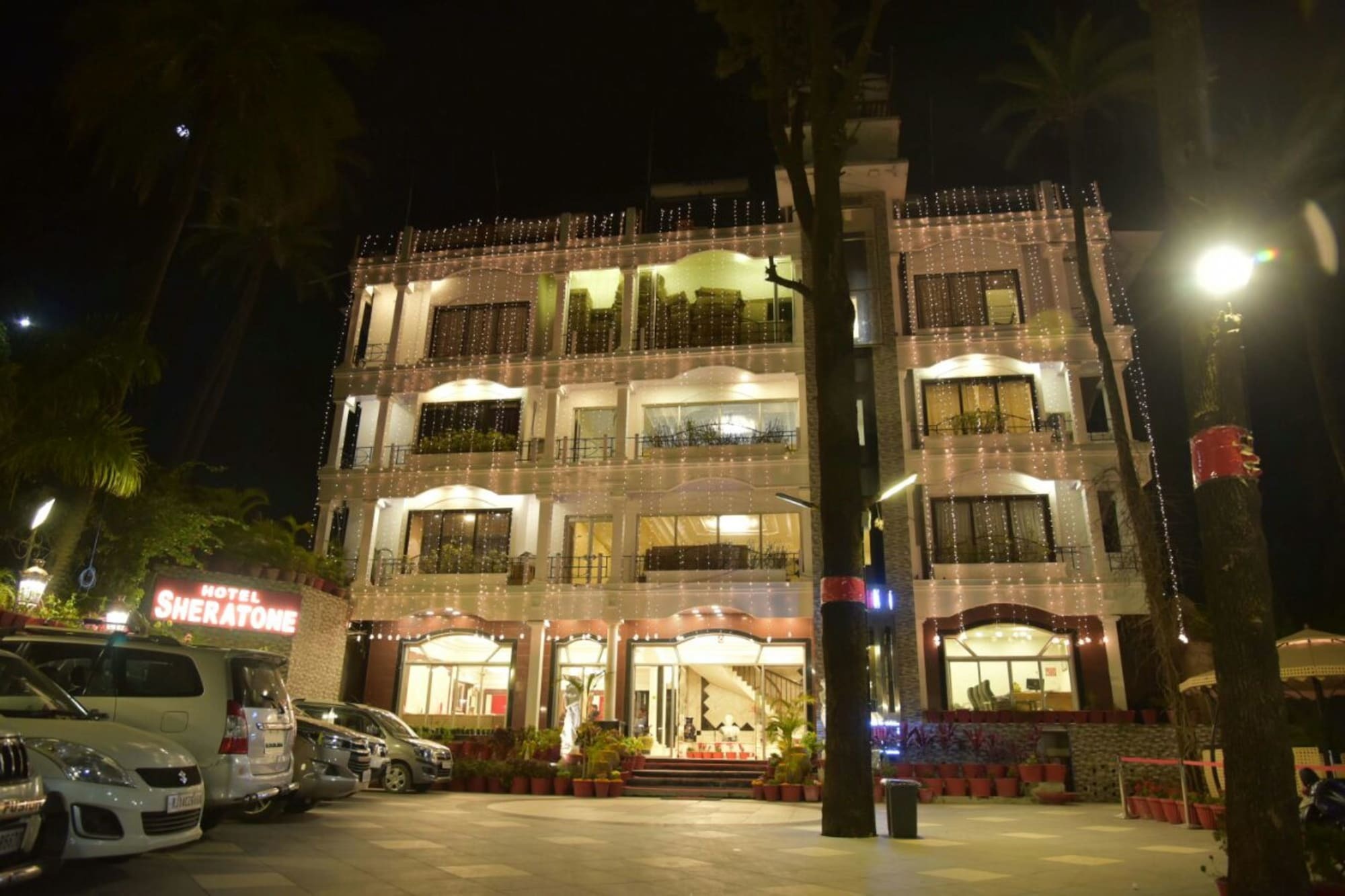 Hotel Sheratone Mount Abu Εξωτερικό φωτογραφία