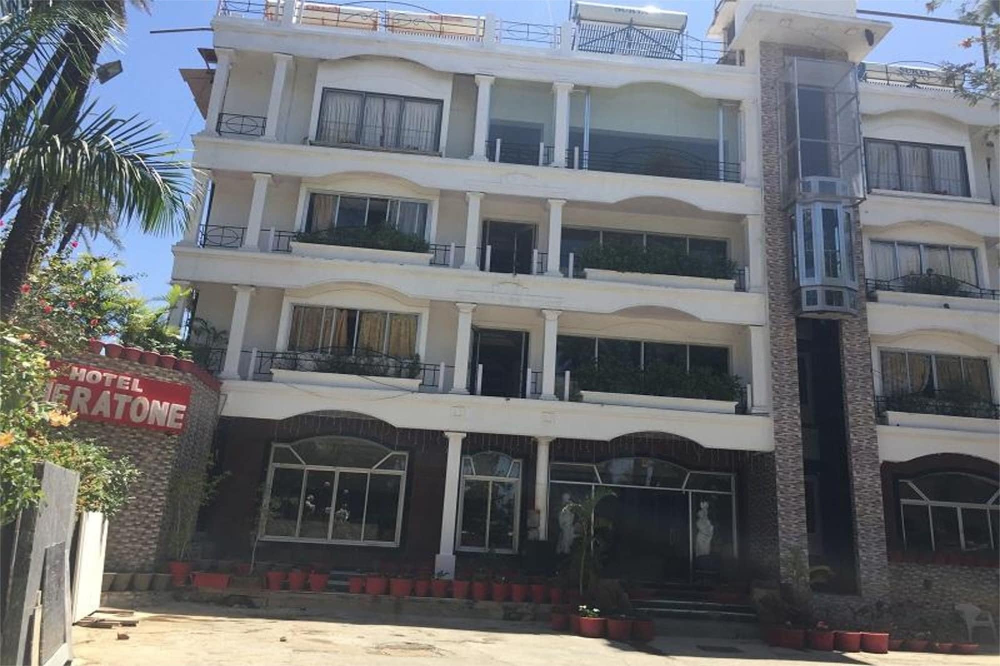 Hotel Sheratone Mount Abu Εξωτερικό φωτογραφία